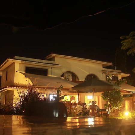 Moffat Court Boutique Hotel มอมบาซา ภายนอก รูปภาพ