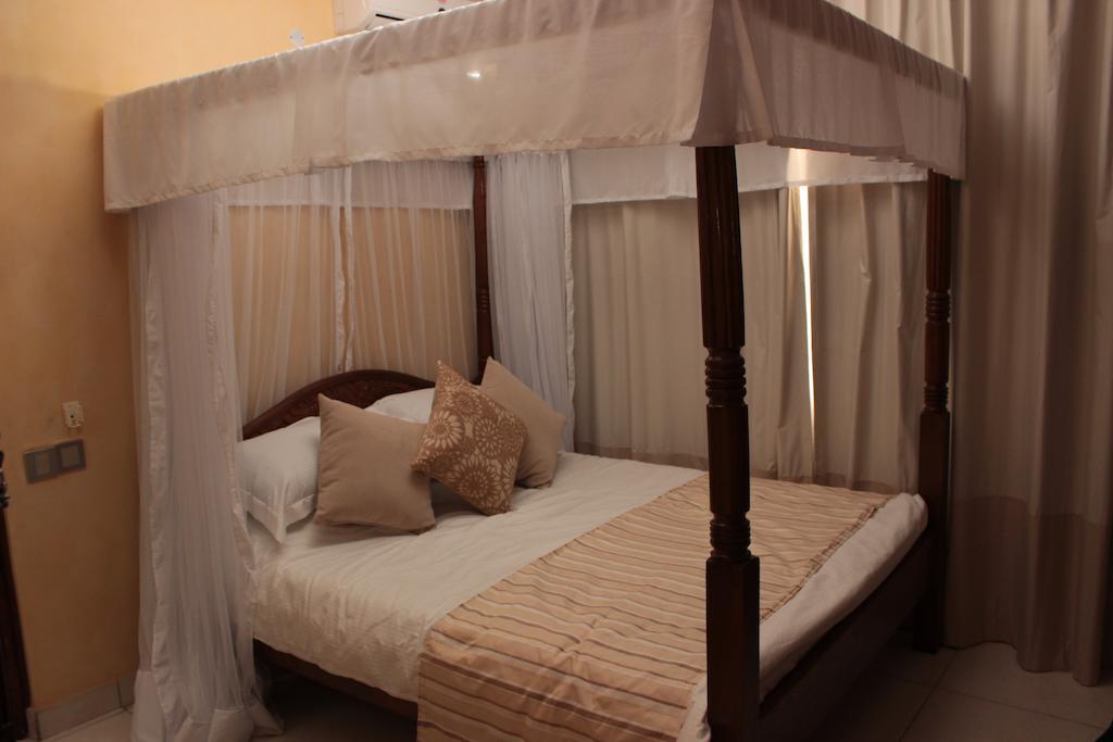 Moffat Court Boutique Hotel มอมบาซา ภายนอก รูปภาพ