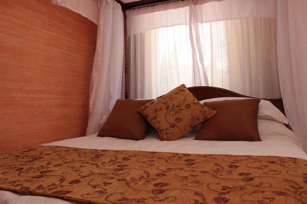 Moffat Court Boutique Hotel มอมบาซา ภายนอก รูปภาพ