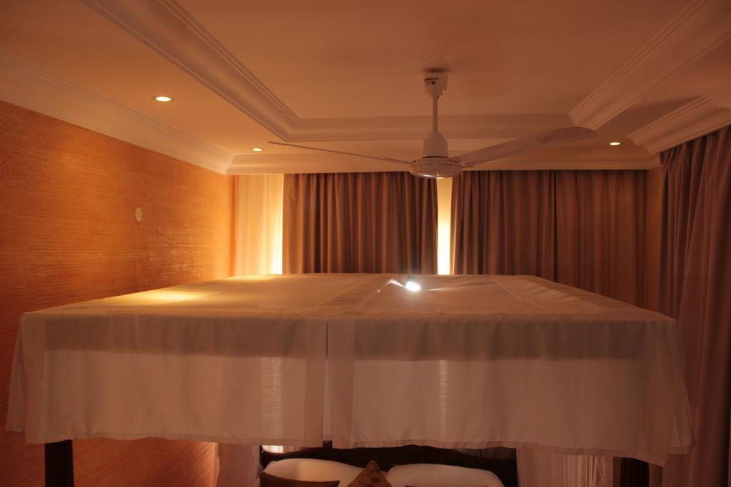 Moffat Court Boutique Hotel มอมบาซา ภายนอก รูปภาพ