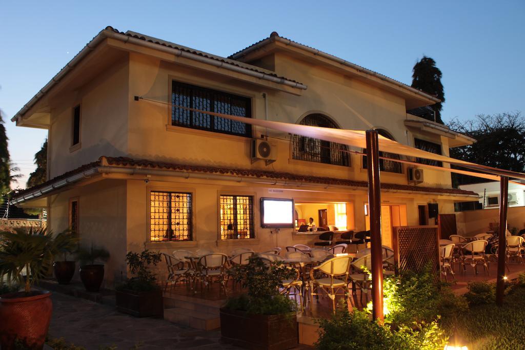 Moffat Court Boutique Hotel มอมบาซา ภายนอก รูปภาพ